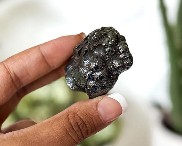 Hematite: The Ancient Stone of Strength and Clarity