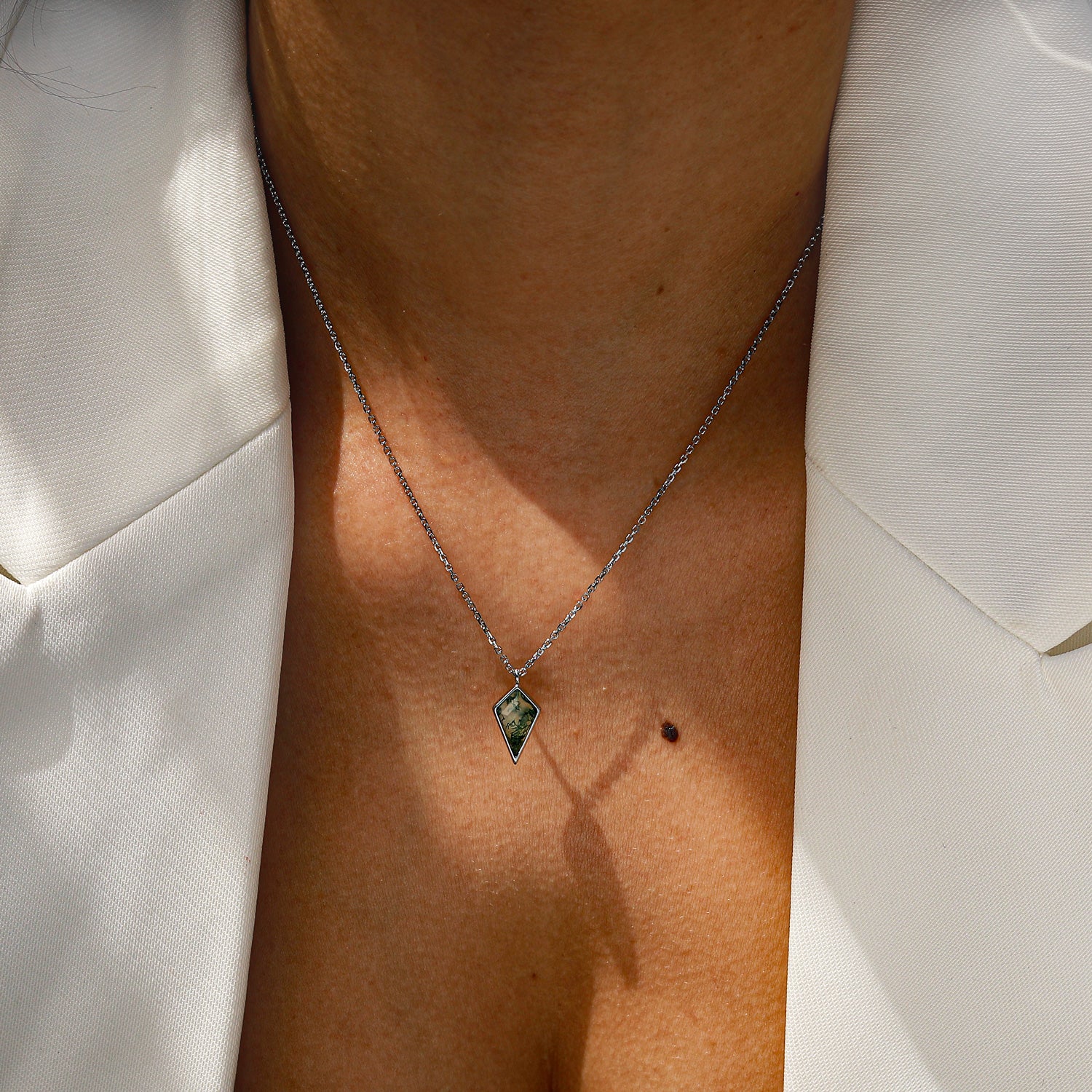Protection Shield - Moss Agate Necklace - Num-Magic