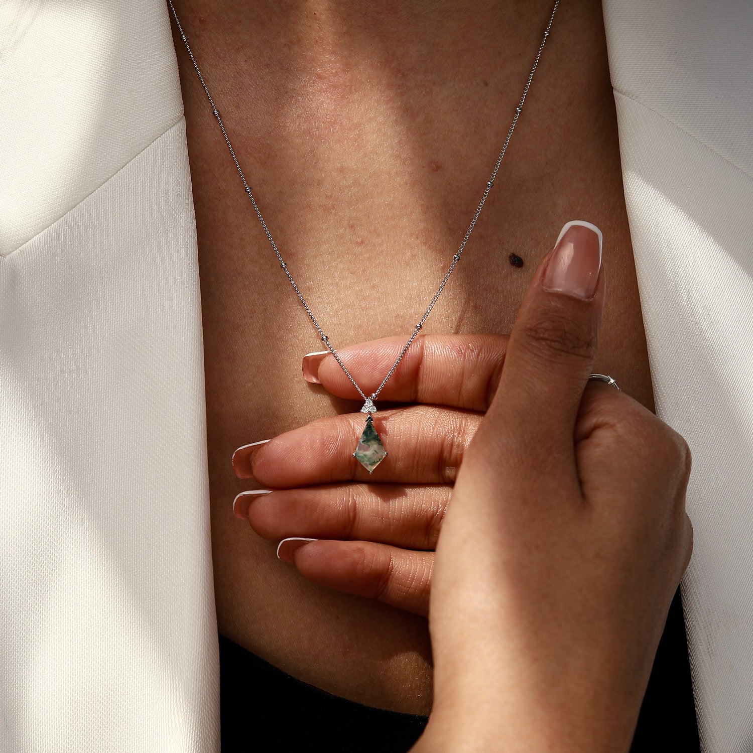 Calmness Inducing - Moss Agate Necklace - Num-Magic